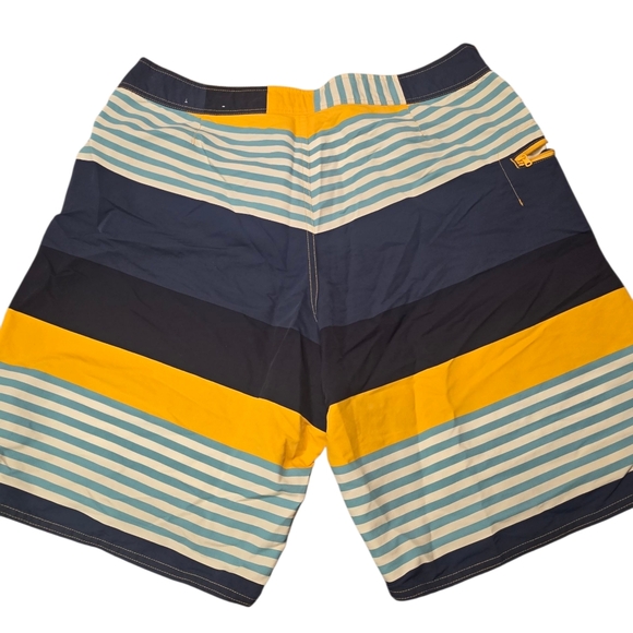 Patagonia Men’s Wavefarer Board Shorts 21” Size 36 High Noon Colorway - Picture 2 of 9